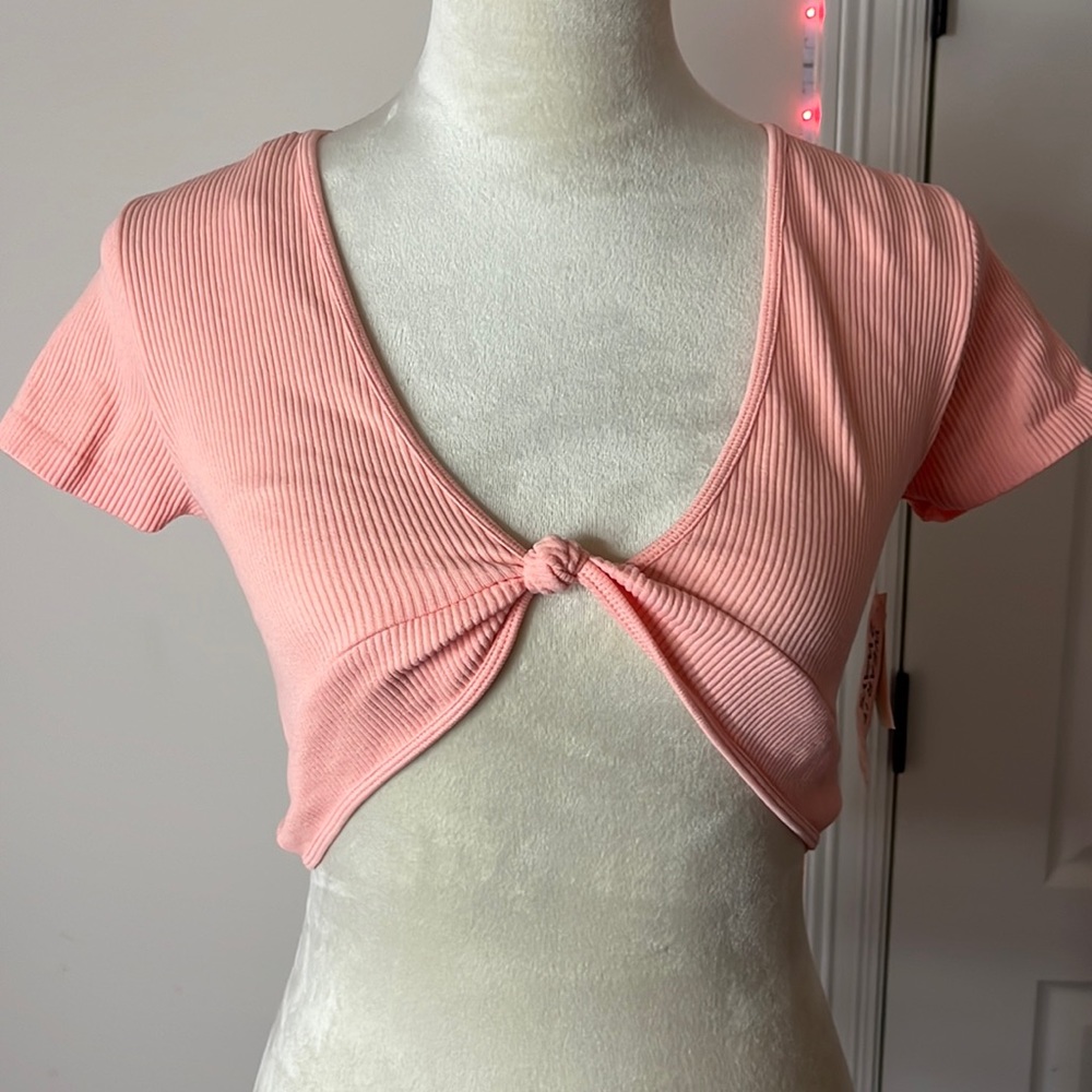 Pink areopostal cropped top !!